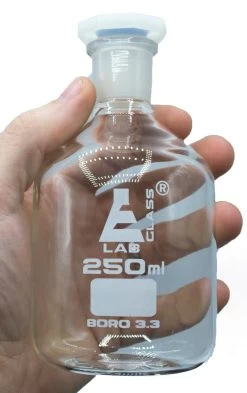 Reagent Bottle, 250mL - Clear - With Acid-Proof Polypropylene Stopper - Borosilicate Glass -Laboratory Instrument Store j8hbkswzvfcpkjl9numk