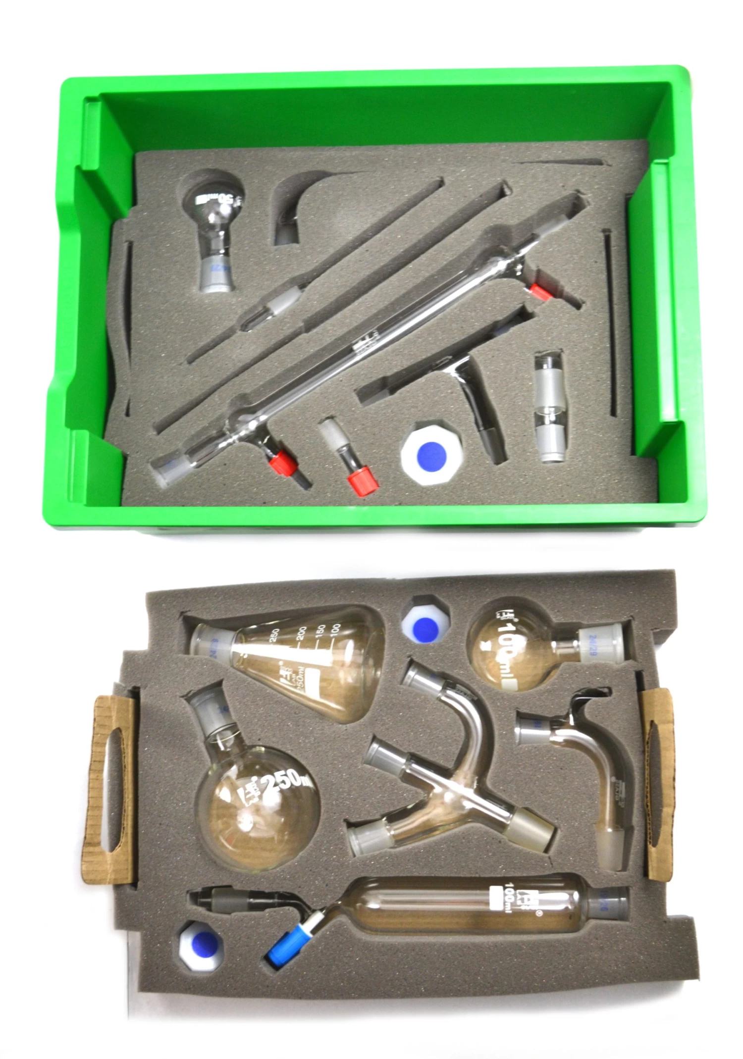 Advanced Organic Chemistry Distillation Glassware Set, 17 Piece, 22 Interchangeable Fittings, With Case 2 Advanced Organic Chemistry Distillation Glassware Set, 17 Piece, 22 Interchangeable Fittings, With Case - Image 2